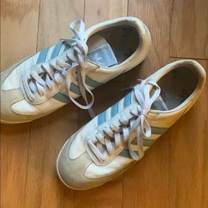 Adidas Dragon sneakers